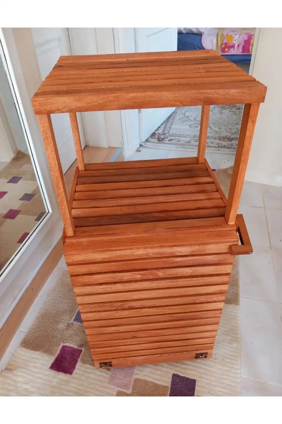 Ahşap Çamaşır Sepetleri ile Dekorasyonunuza Doğal ve Şık Bir Dokunuş Katın