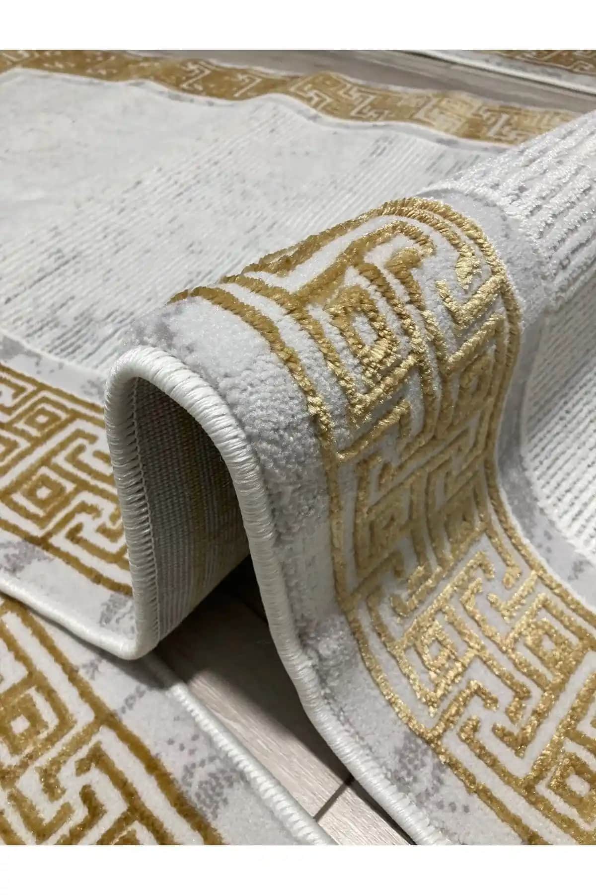 Altın Varaklı Halı Modelleri ile Dekorasyonda Zarif ve Lüks Atmosfer Yaratın