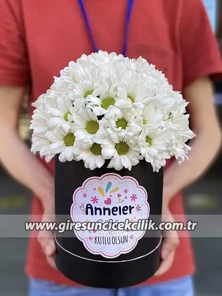 Anneler Günü İçin Çiçek Seçimi ve Dekorasyon Rehberi