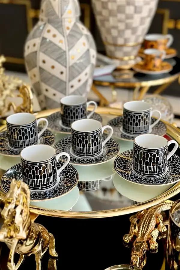 Art Deco Fincanlarıyla Dekorasyonunuza Şıklık Katmanın Yolları ve Dekoratif Kullanım İpuçları