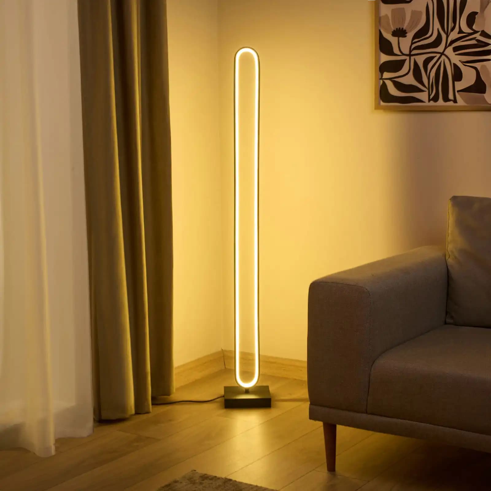 Ayaklı LED Lambaderlerle Modern ve Şık Dekorasyon Çözümleri
