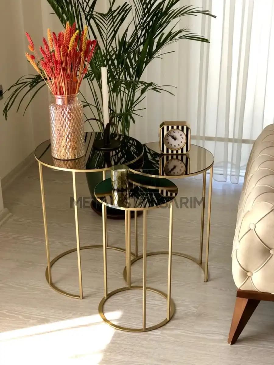 Aynalı Gold Zigon Sehpa ile Modern ve Şık Dekorasyon Çözümleri