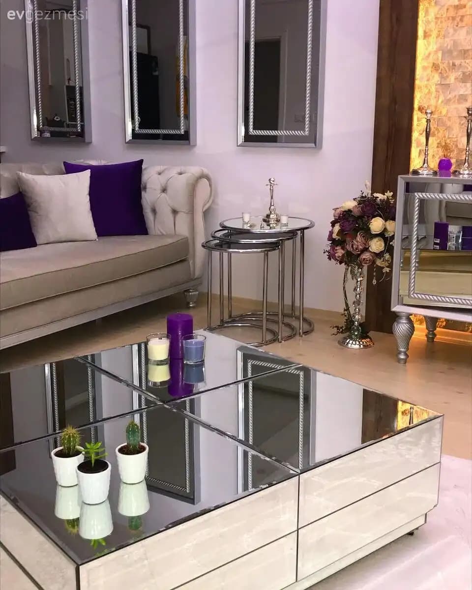 Aynalı Mobilya Dekorasyon Trendleri ve Mekan Genişletici Özellikleri