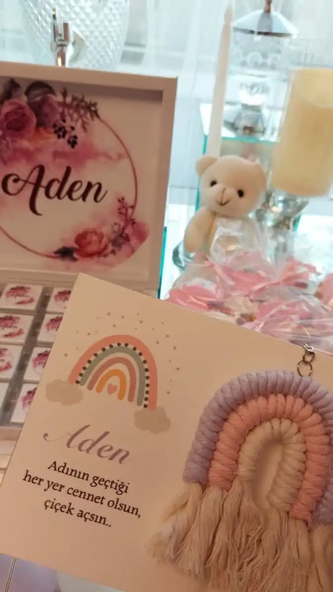 Bebek Odası Dekorasyonu ve Hediyeleri: Trendler, Seçim İpuçları ve Güvenli Malzemeler