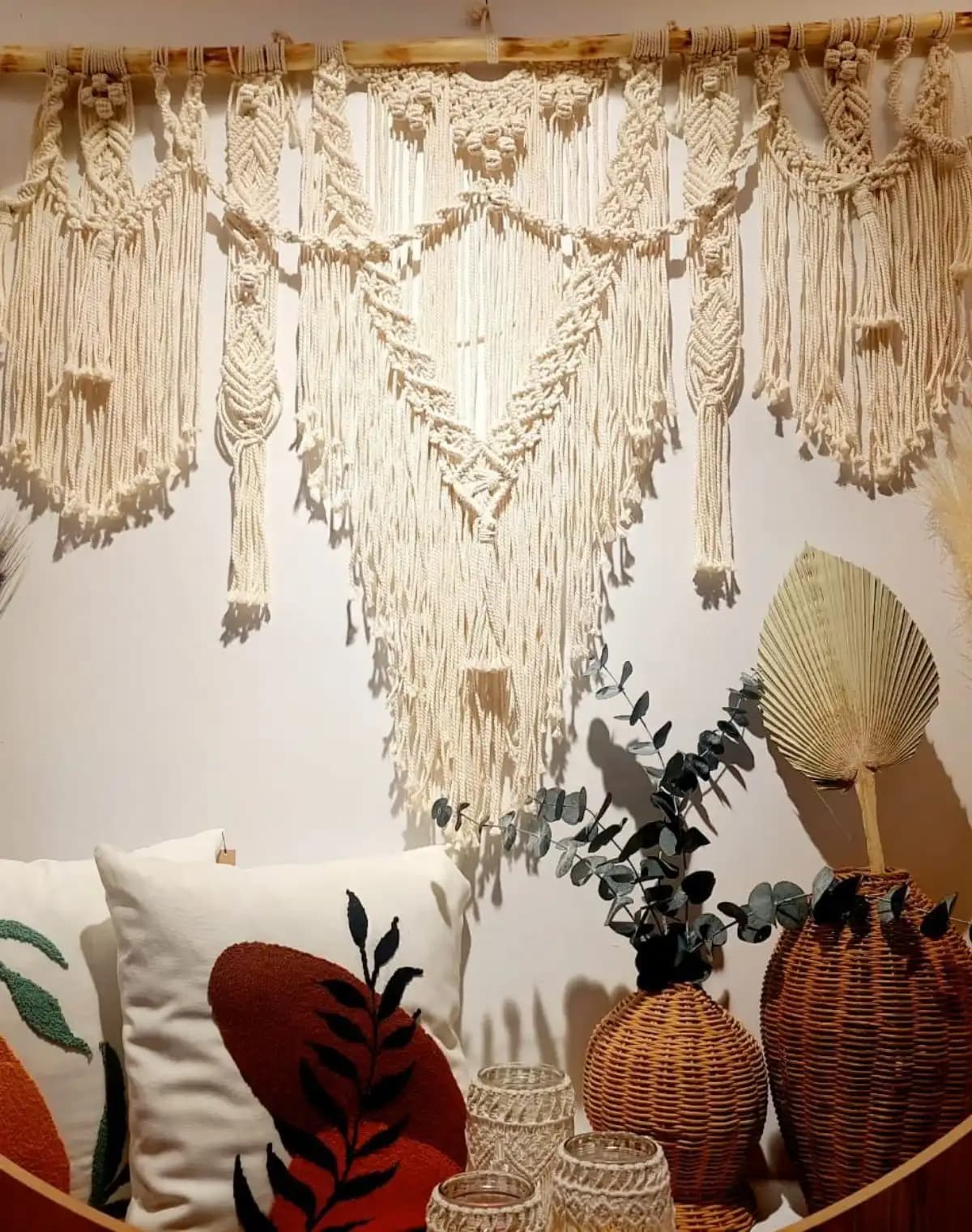 Bohem Duvar Süsleri ile Evinize Sanat ve Huzur Katmanın Yolları