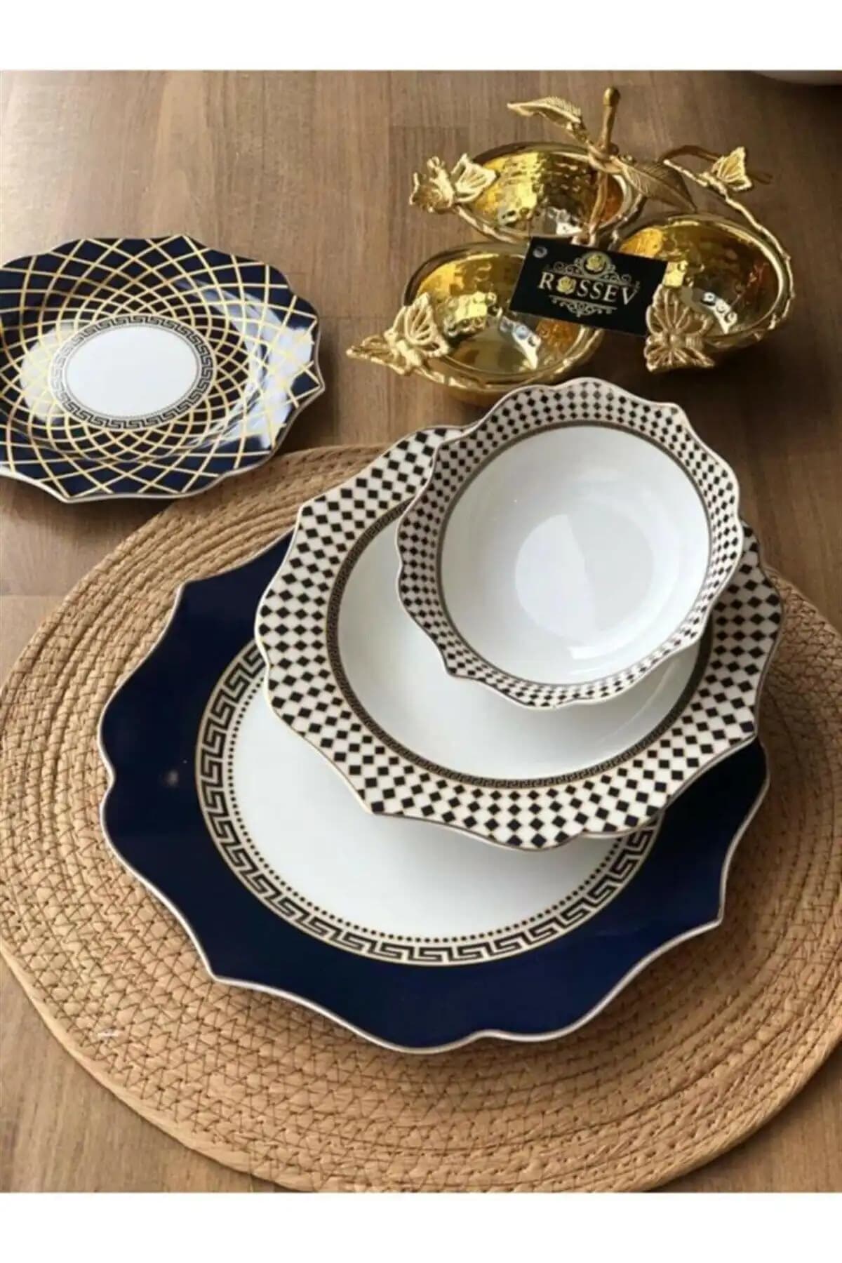 Bone China Yemek Takımlarıyla Dekorasyonunuza Zarif ve Dayanıklı Dokunuşlar