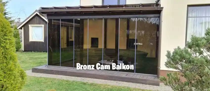 Bronz Cam ile Dekorasyonda Şıklık ve Dayanıklılık Sağlayan Modern Çözümler