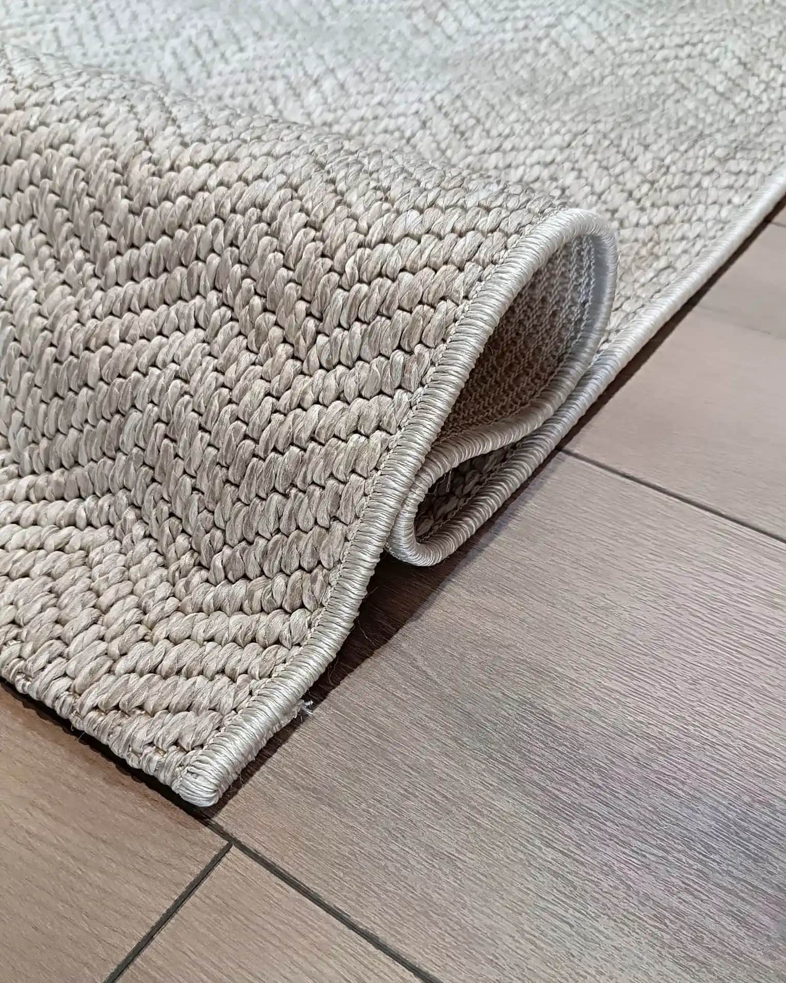 Bukle Dokuma Halılar ile Evinize Şıklık ve Konfor Katmanın Yolları