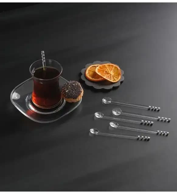 Cam Çay Kaşığı Modelleriyle Dekorasyonda Zarafet ve Şıklık Yaratma Rehberi