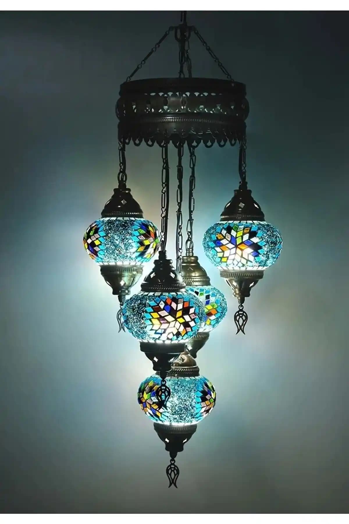 Cam Lambalar ile Dekorasyonunuzu Yenileyin Modern ve Şık Tasarımlarla Aydınlatma Çözümleri