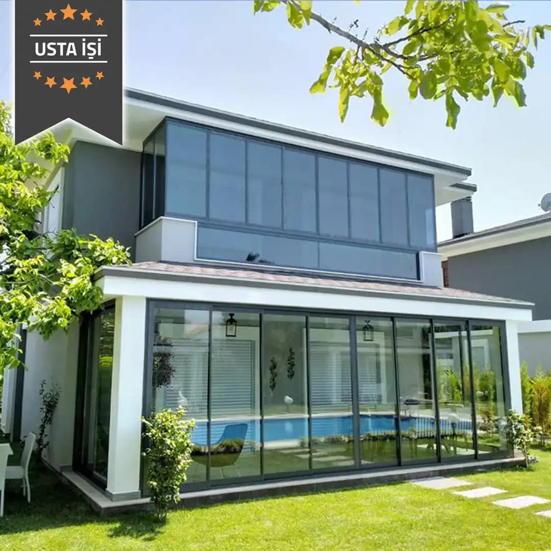 Cam Modelleri ile Dekorasyonda Şıklık ve Fonksiyonellik Sağlayan Modern Tasarımlar