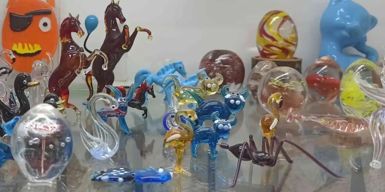 2025'te Cam Dekorasyonun 5 Sırrı: Mekanlarınızda Şıklık ve Ferahlık