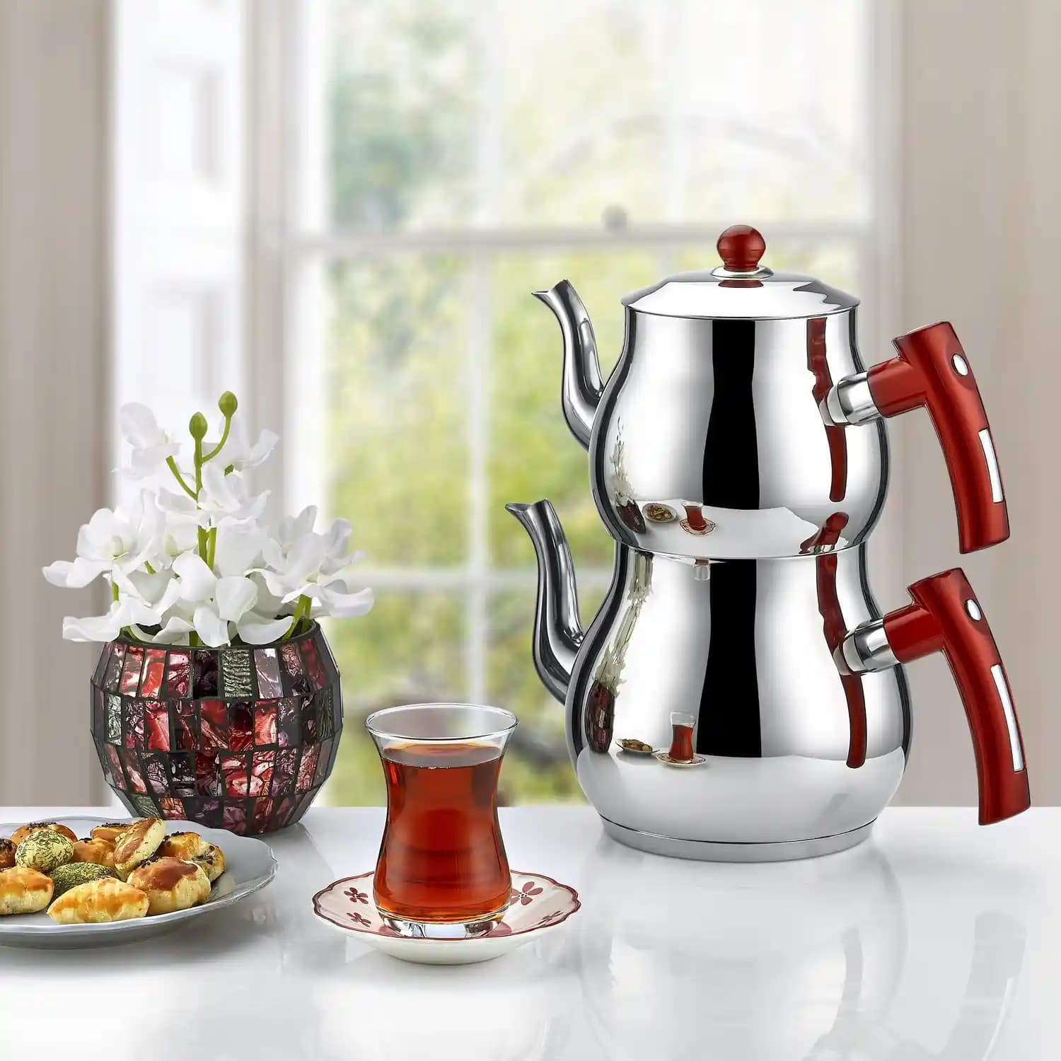 Çaydanlık Dekorasyonunda Şıklık ve İşlevsellik: Evde Sıcaklık Yaratmanın Yolları