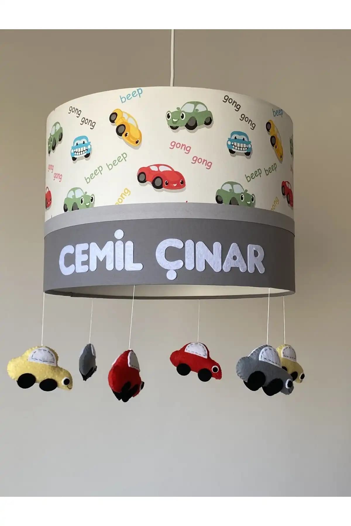 Çocuk Odası Dekorasyonunda Arabalı Avize Trendleri ve Dekorasyon İpuçları