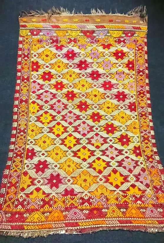 Dokuma Dekorasyon ile Evinize Şıklık ve Sıcaklık Katmanın Yolları