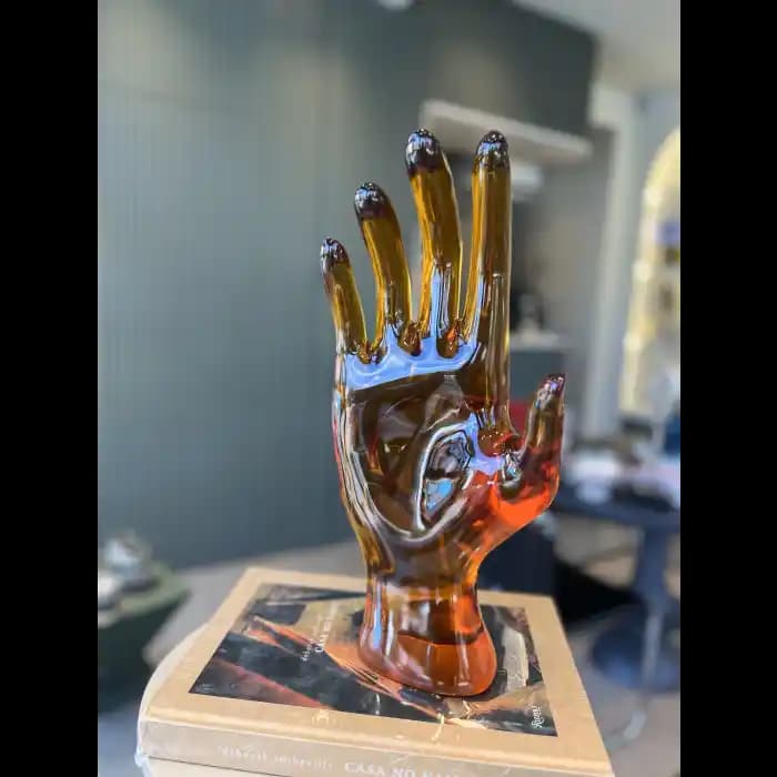 El Objeleri ve Sembolik Anlamlarıyla Dekorasyonda Zarafet ve Anlam Yaratma