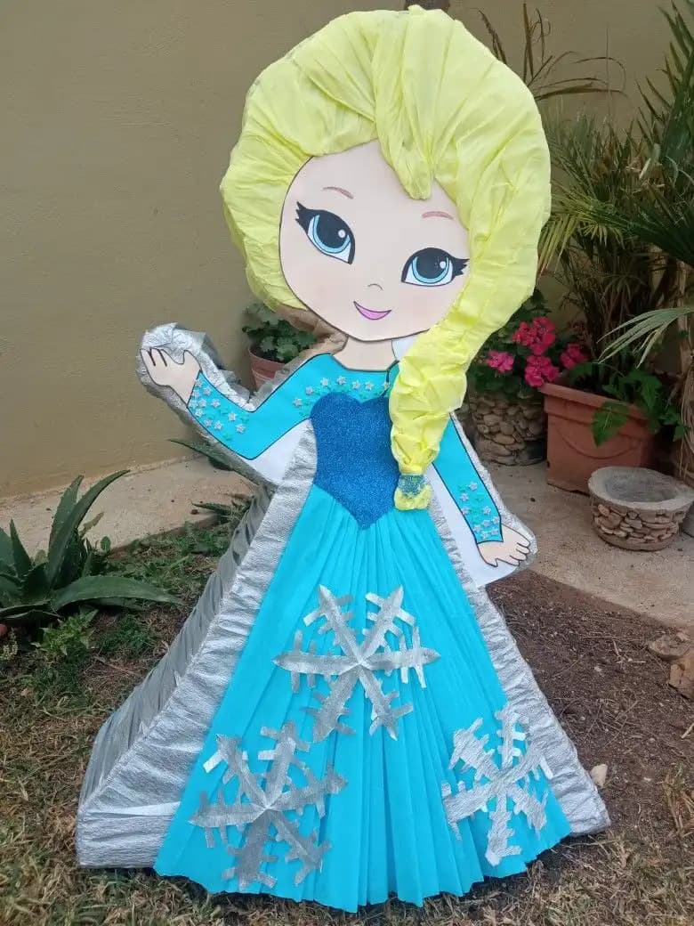 Elsa Pinyata Dekorasyonuyla Unutulmaz Çocuk ve Özel Kutlamalar Yaratın