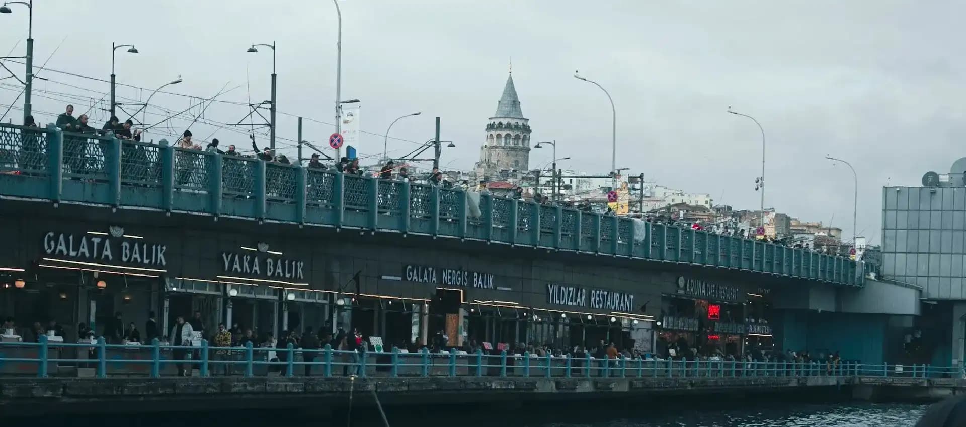 Eminönü'nde Valiz Satıcıları ve Dekorasyon İçin Fırsatlar Hakkında Detaylı Bilgi