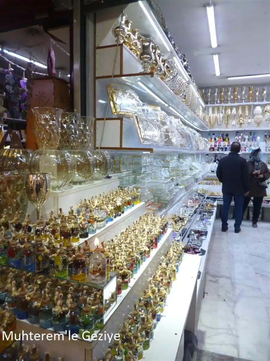 Eminönü’nde Güvenilir ve Uygun Fiyatlı Puff Satıcıları Rehberi