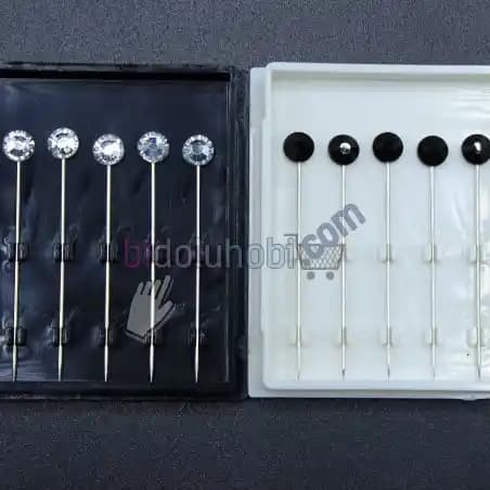 Eşarp İğnesi ile Şıklık ve Dekorasyonda Zarif Detaylar Yaratın