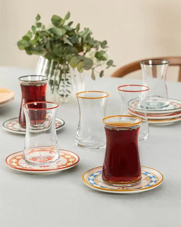 Etnik Çay Setleri ile Dekorasyonda Kültürel Zenginliklerin Yükselişi ve Kullanım İpuçları