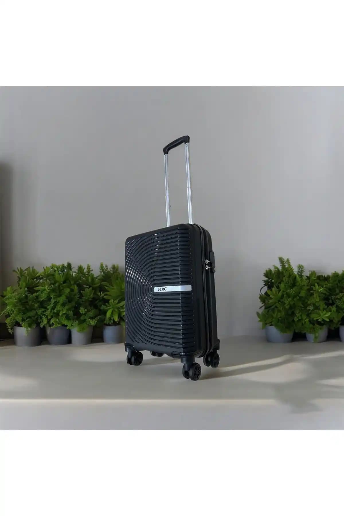 Ev Dekorasyonunda Trend: İngilizce Home Valizlerle Yaratıcı ve Şık Tasarımlar