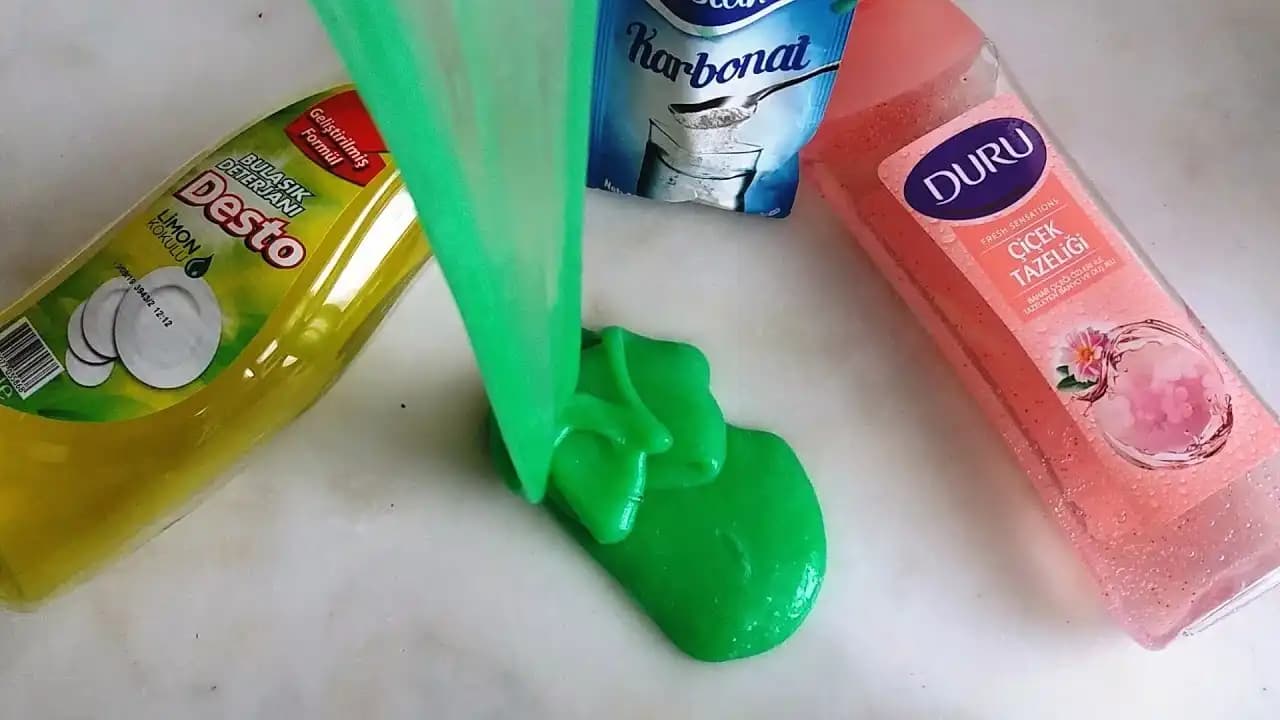 Evde Slime Yapımıyla Dekorasyonunuzu Canlandırın Yaratıcı ve Eğlenceli Bir Yaklaşım