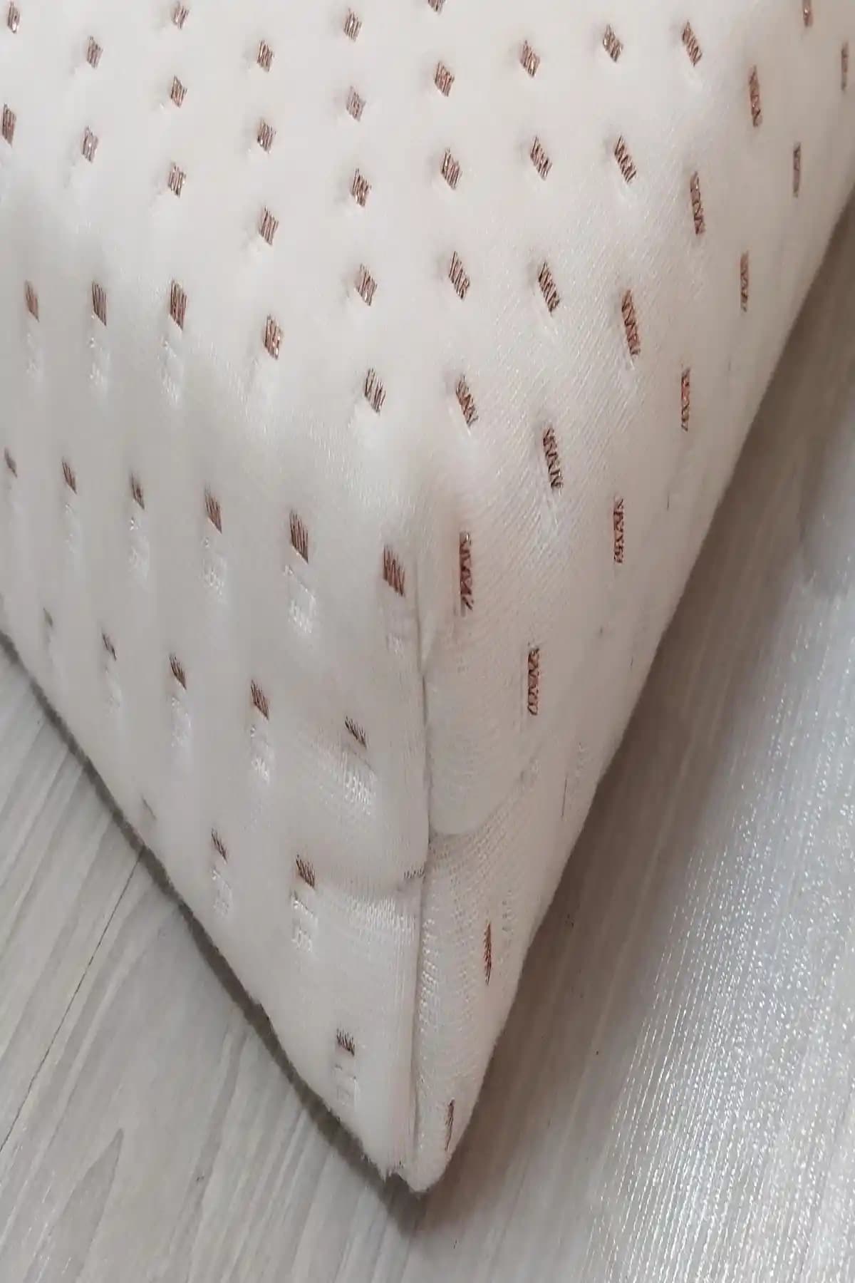 Fermuarlı Yatak Pedi ile Yatak Odanızda Konfor ve Estetiği Artırın