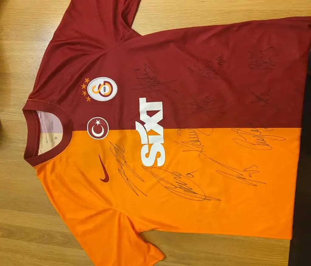 Galatasaray Eşyalarıyla Dekorasyon: Takım Ruhu ve Estetik Birlikte