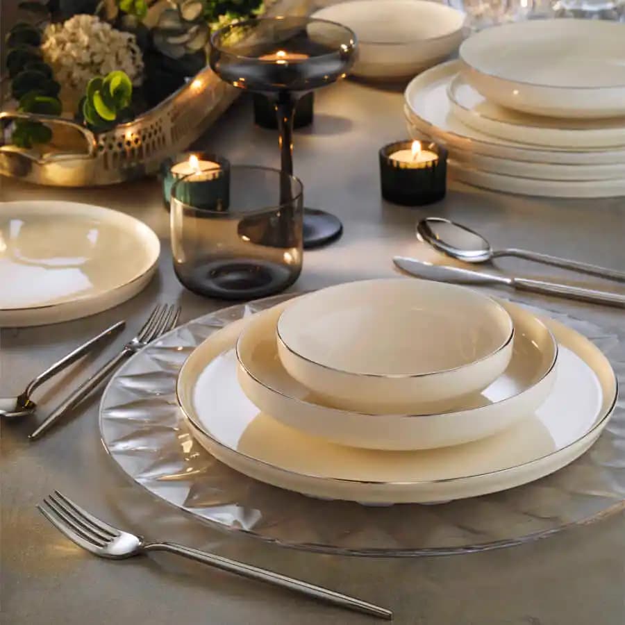 Güleş Yemek Takımları ile Dekorasyonda Zarafeti Yaratıcı Şekilde Yansıtın