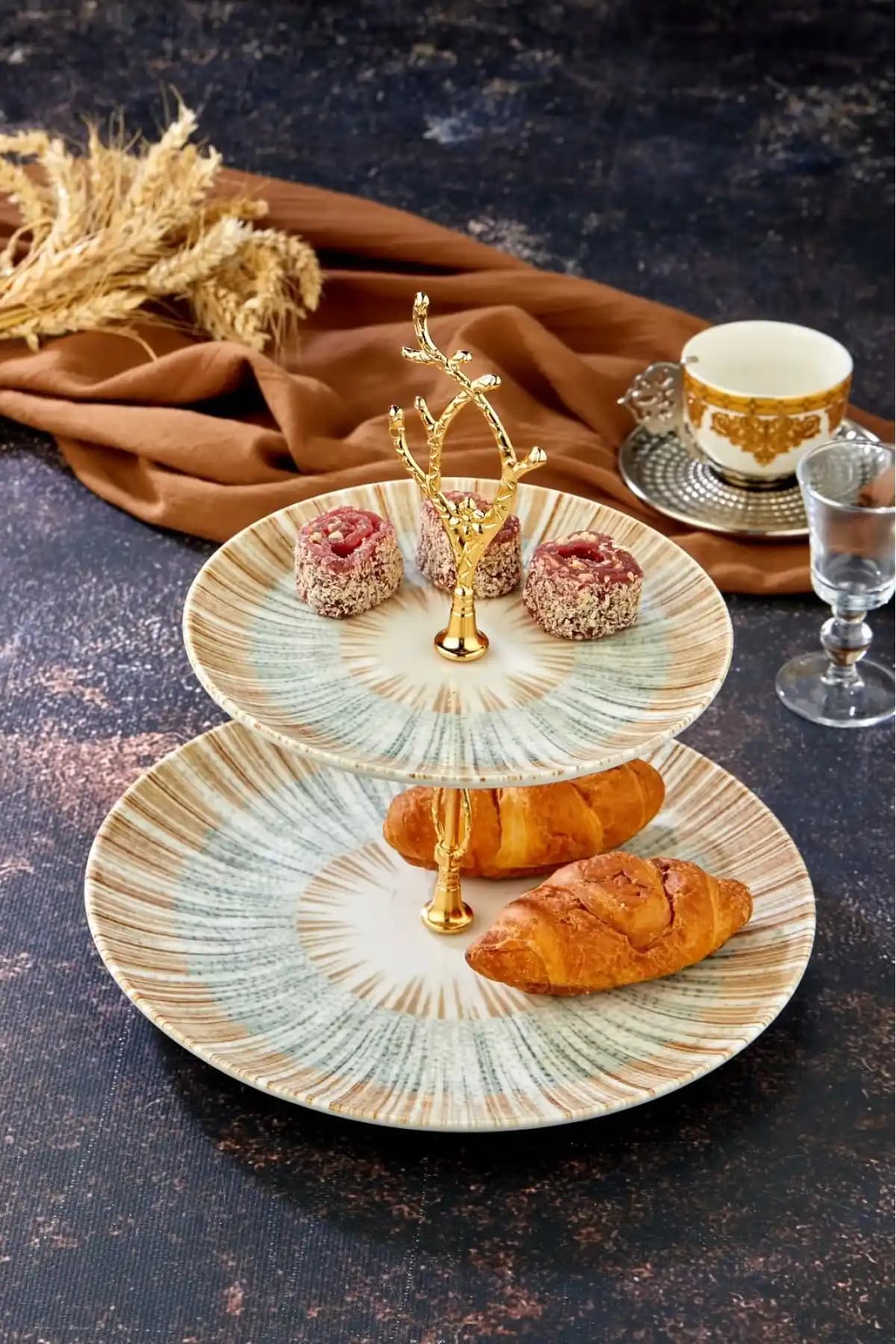 İki Katlı Kurabiyelikler: Dekorasyonda Estetik ve İşlevsellik Bir Arada