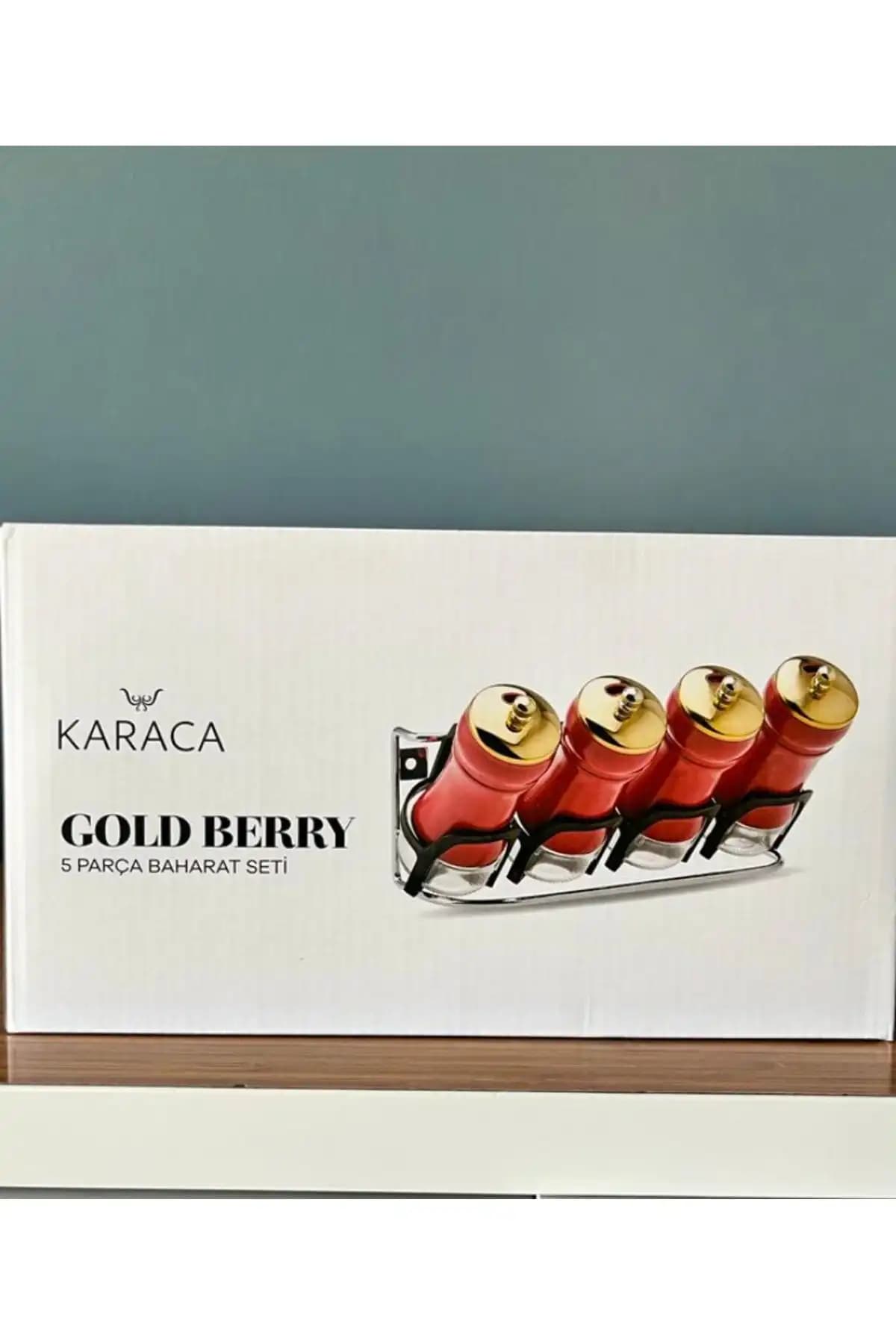 Karaca Gold Berry Dekorasyon Serisi ile Modern ve Şık Ev Atmosferleri Yaratın
