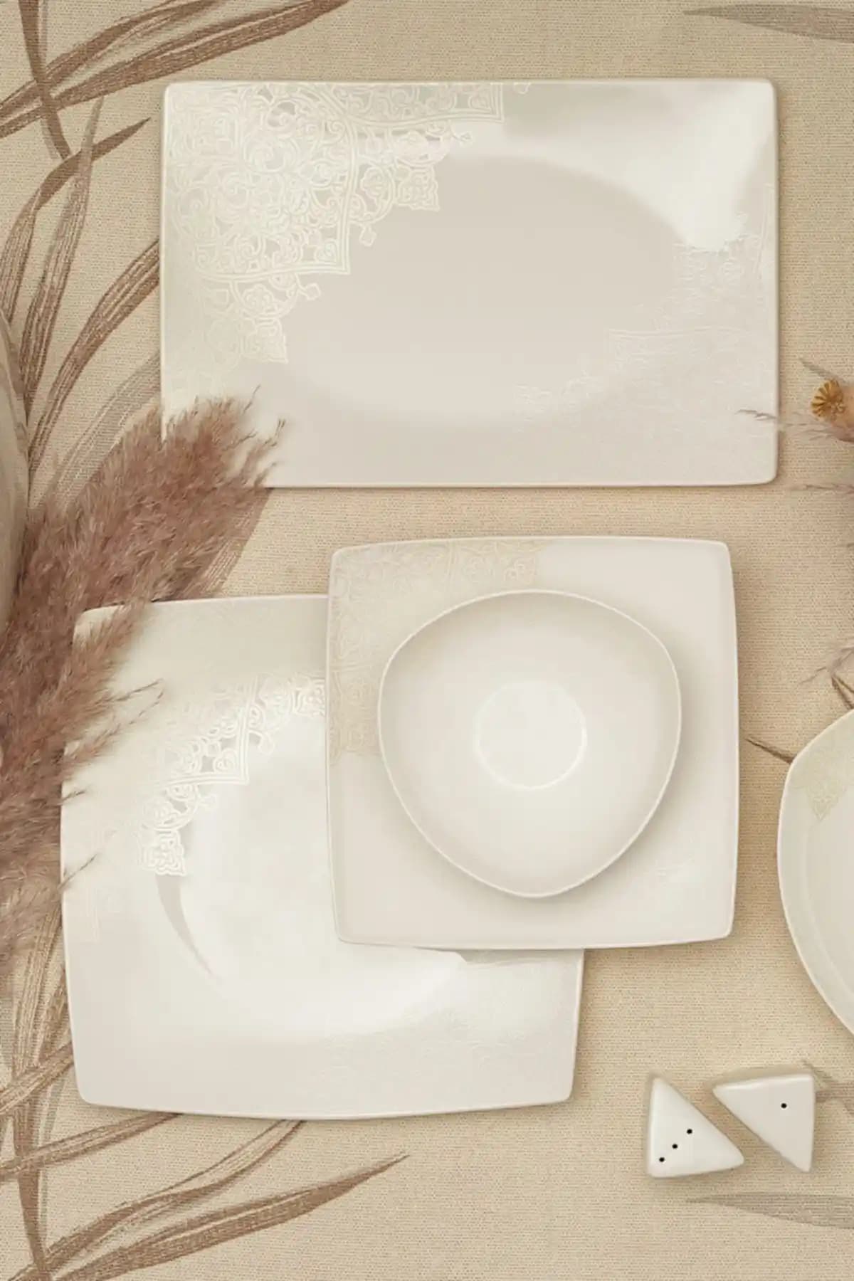 2025'te Sofranızı Baştan Yaratacak Karaca Seha Porselen 60 Parça Set