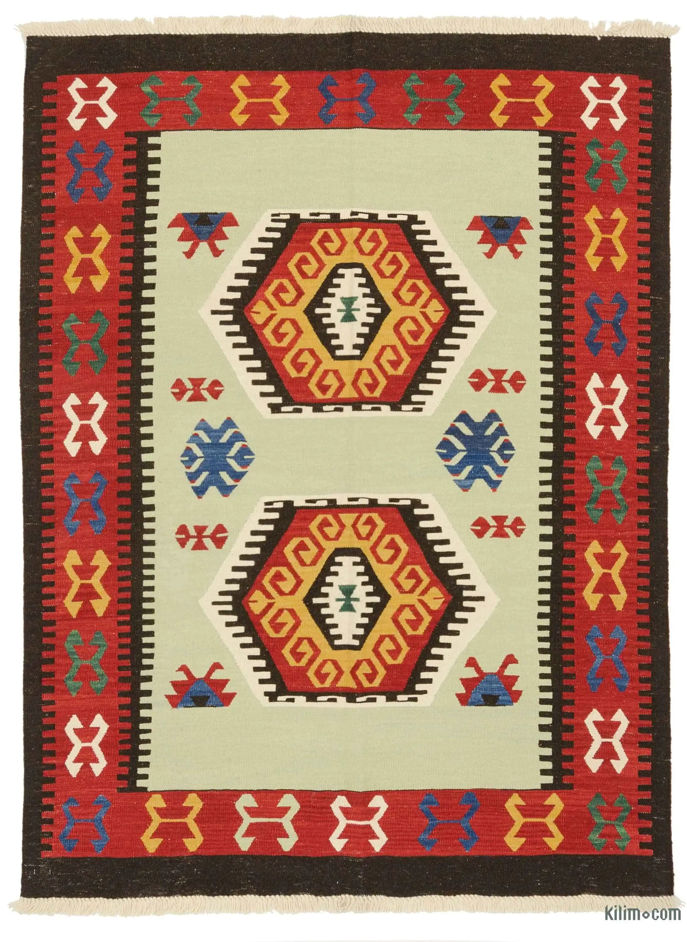 Kilim Dokuma Sanatı ve Dekorasyonda Kullanım İpuçları