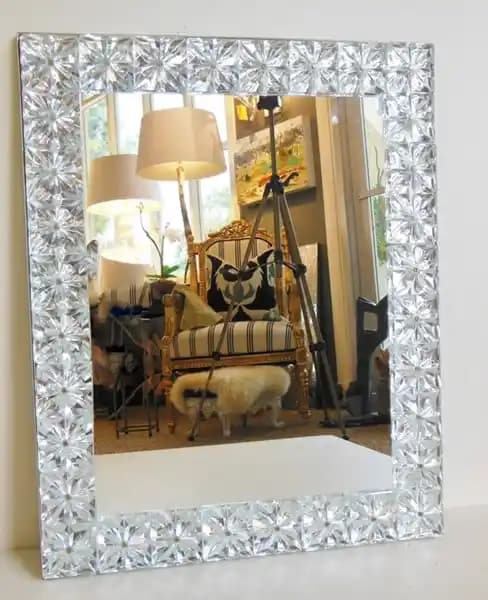 Kristal Aynaların Dekorasyondaki Gücü ve Estetik Katkıları Hakkında Kapsamlı Rehber