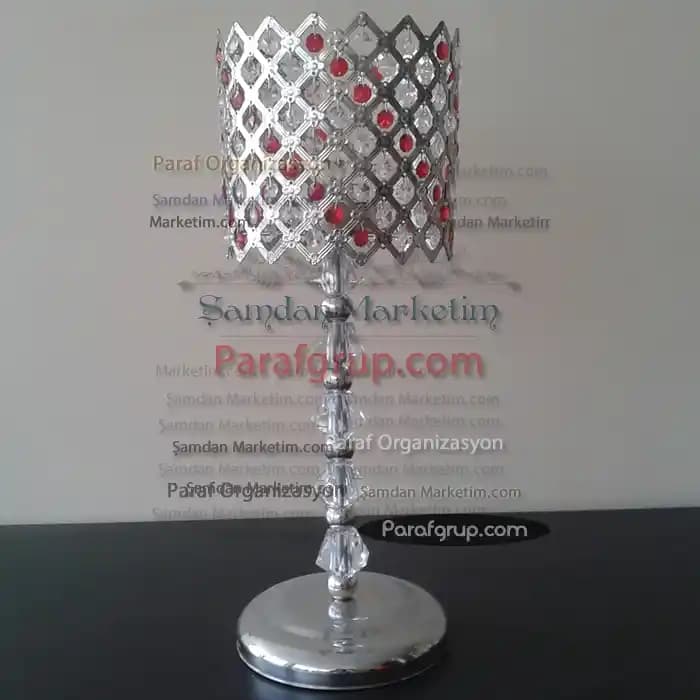 Kristal Taşlı Şamdan Modelleri Dekorasyonda Zarafetin Simgesi ve Kullanım İpuçları