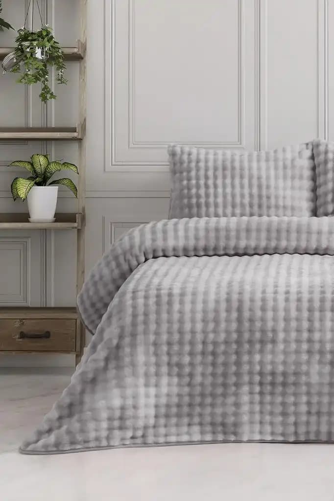 Merinos Çift Kişilik Battaniye ile Şık ve Sıcak Dekorasyon Çözümleri