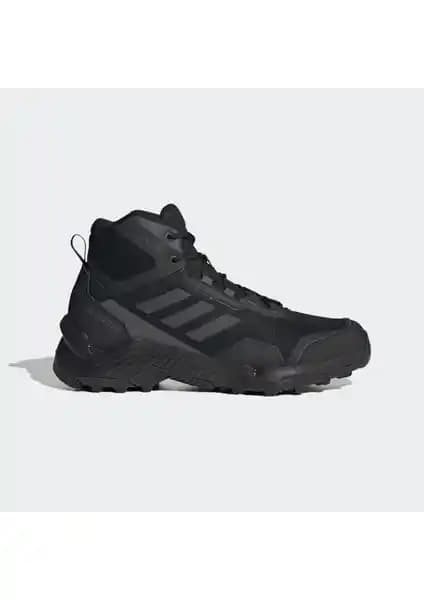 Adidas Eastrail 2.0 ve The North Face Storm Strike III WP Bot Karşılaştırması