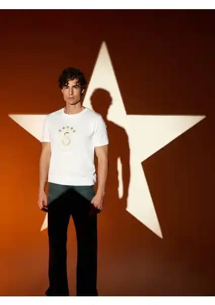 Galatasaray T-shirt Karşılaştırması: 5 Yılız ve Icardi Modellerinin Detaylı Analizi