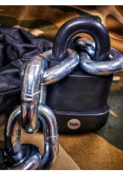 Yale GRADE80 10 mm Kalınlık Motorsiklet Zincir Kilidi ve Güvenlik Çözümü