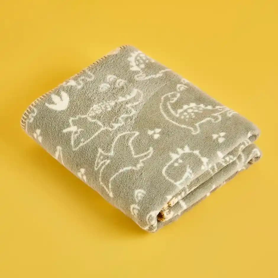 Bebek Odası Dekorasyonunda Pamuklu Bebek Battaniyesinin Estetik ve Fonksiyonel Avantajları