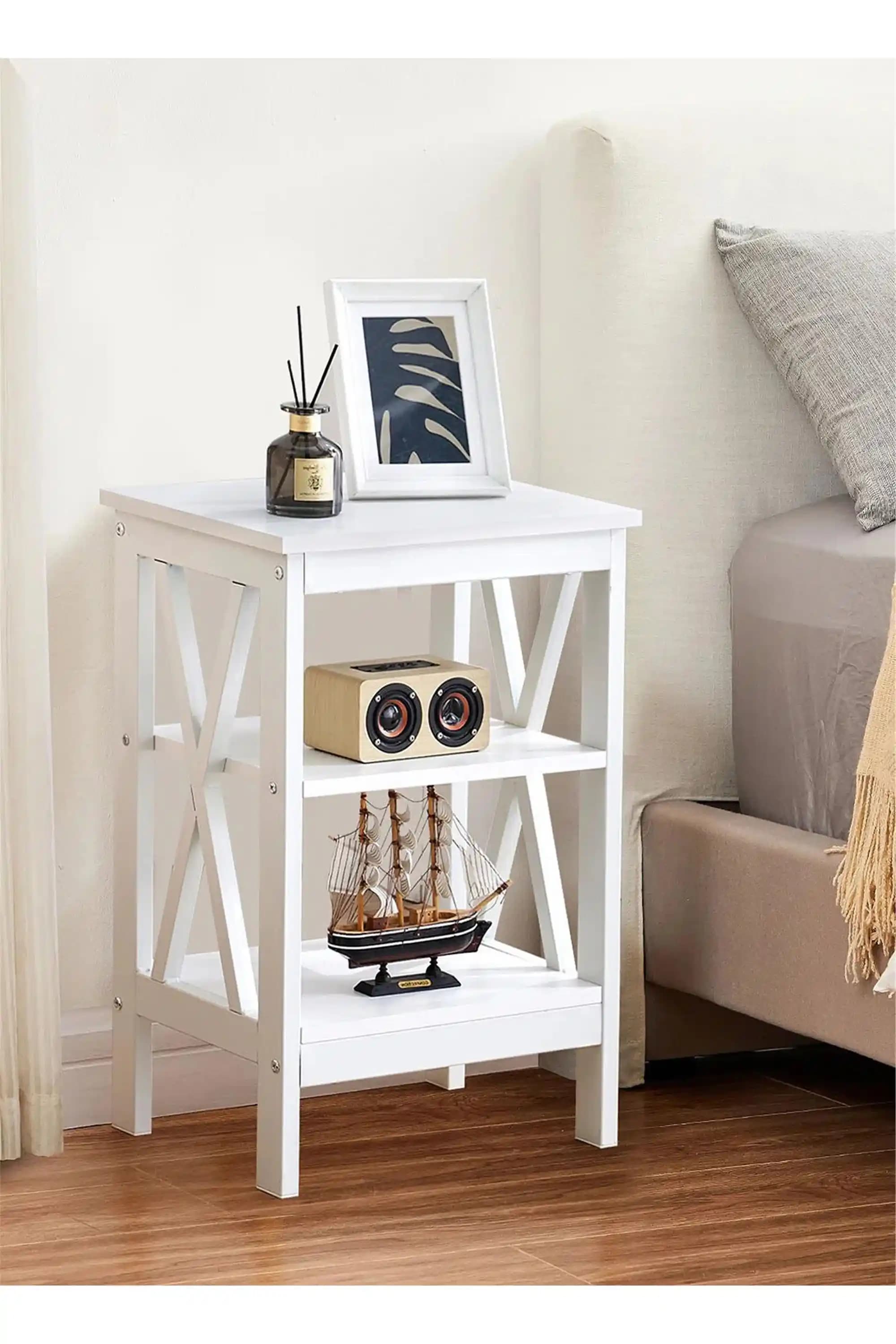 Beyaz Yan Sehpa Modelleri ve Dekorasyonda Kullanım İpuçları