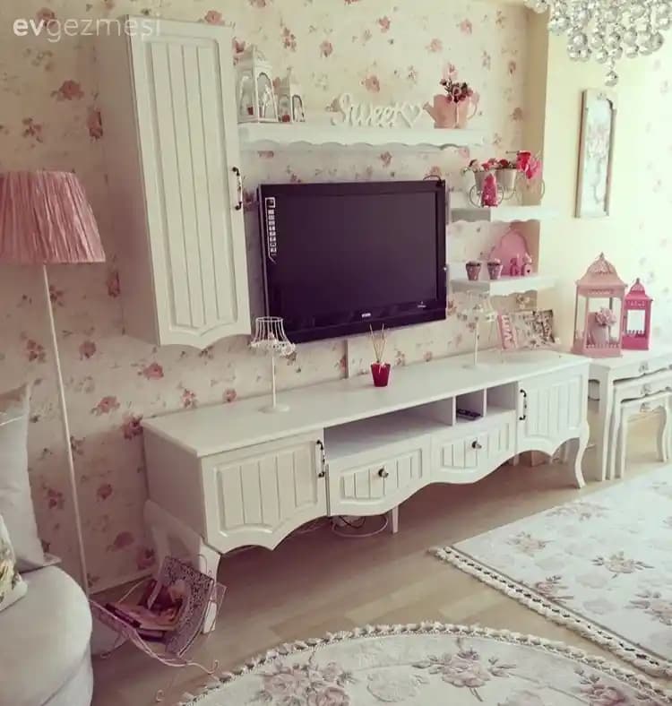 Birlikte Dekor Objeleri ile Mekânlarınızı Şıklık ve İşlevsellikle Yenileyin