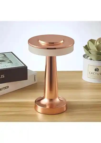 Cata Oslo ve Crystal Palace Masa Lambaları Karşılaştırması: Tasarım ve Fonksiyonellik Analizi