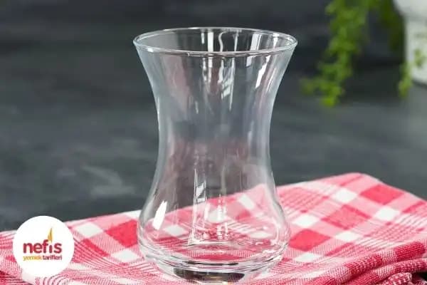 Çay Bardağı Ölçüleri ve Dekorasyonda Yaratıcı Kullanım İpuçları