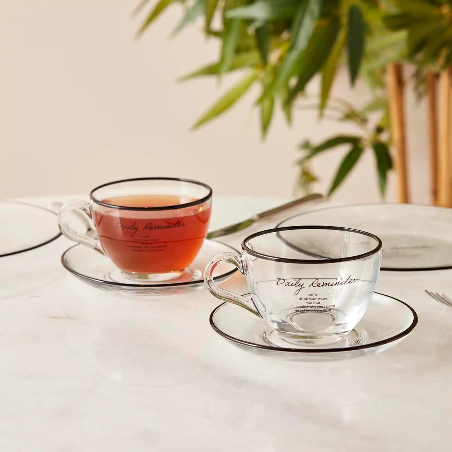 Çay Fincanı Dekorasyonda Zarafetin ve İşlevselliğin Buluşması Rehberi