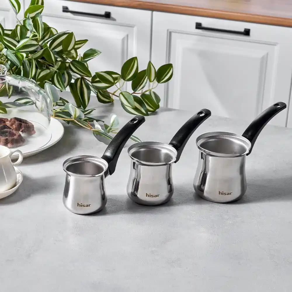 Çelik Cezve Setleri ile Modern ve Şık Mutfak Dekorasyonu Nasıl Yapılır