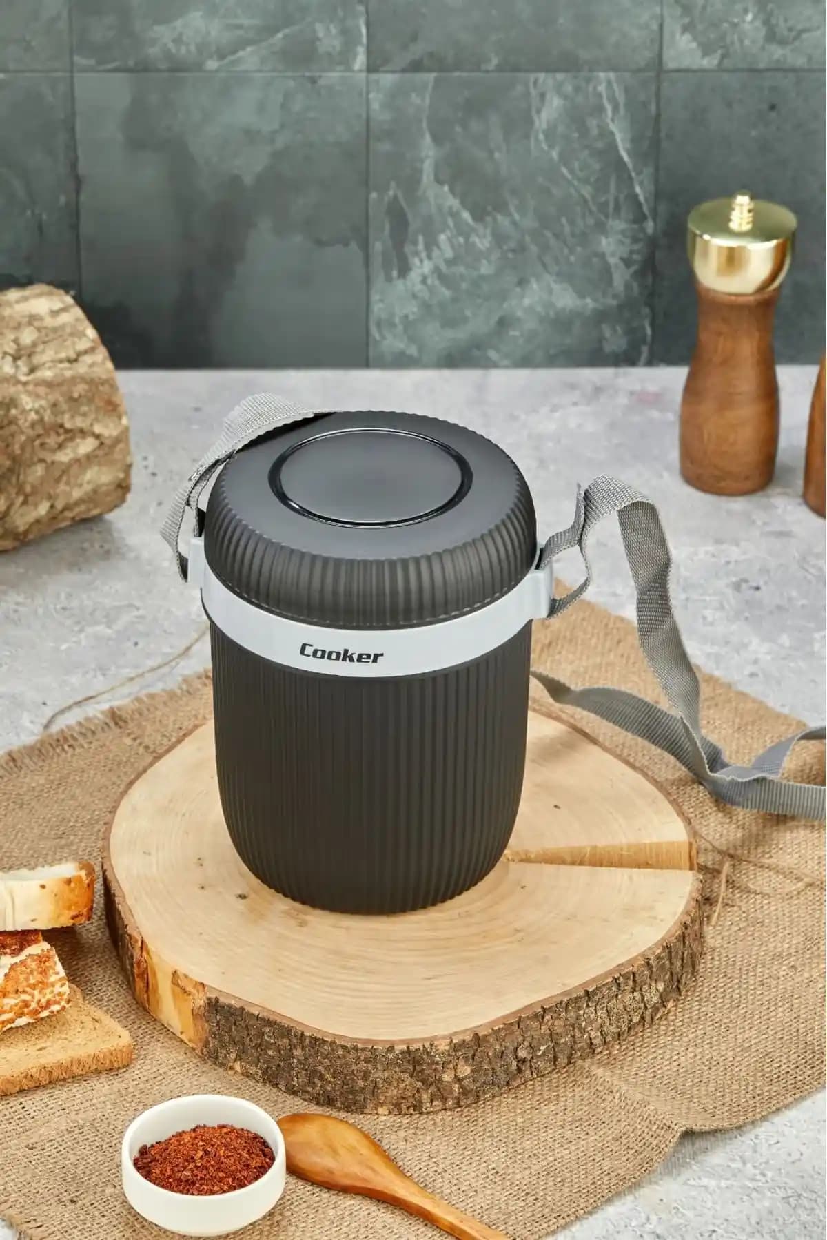 Çelik Yemek Termosu: Şık ve Fonksiyonel Tasarımlarla Günümüz Dekorasyonuna Uyum