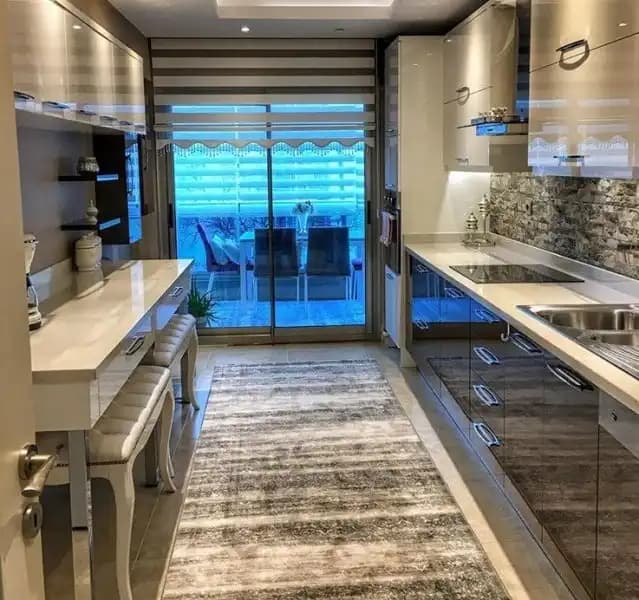 Çift Taraflı Mutfak Modelleri: Modern ve Fonksiyonel Tasarımlarla Alanı Verimli Kullanma