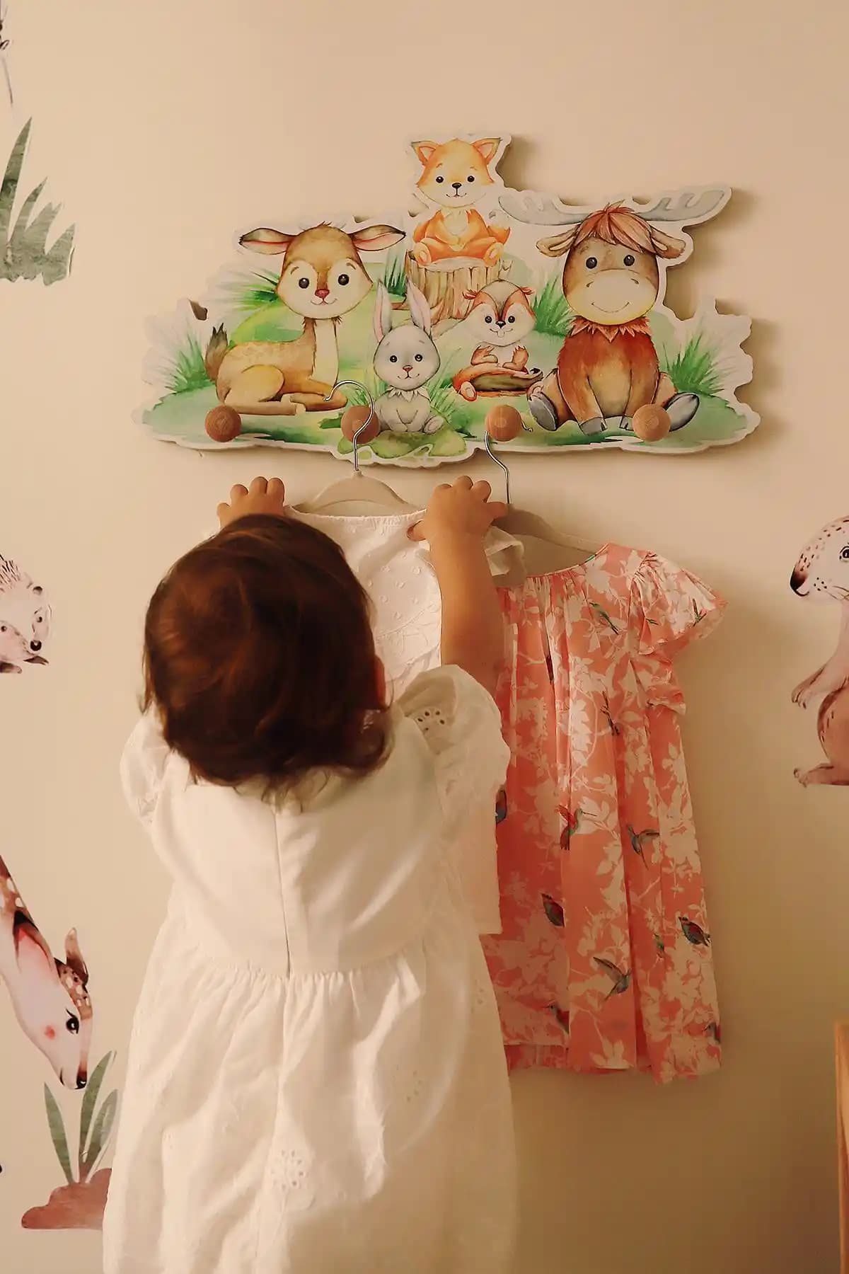 Çocuk Odası Askılığı Seçimi ve Dekorasyonda Pratik Çözümler